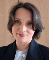 Dr. Aleksandra  Wozniak